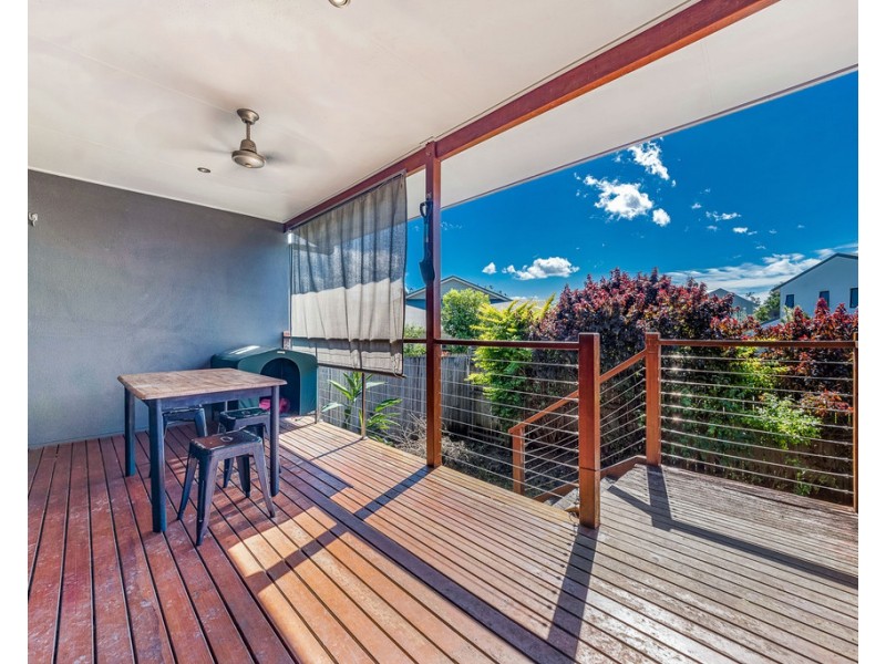 2/25 Abell Road, Cannonvale QLD 4802