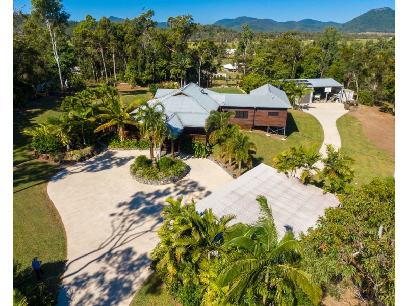 811 Gregory Cannon Valley Road, Strathdickie QLD 4800