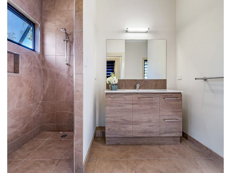 811 Gregory Cannon Valley Road, Strathdickie QLD 4800