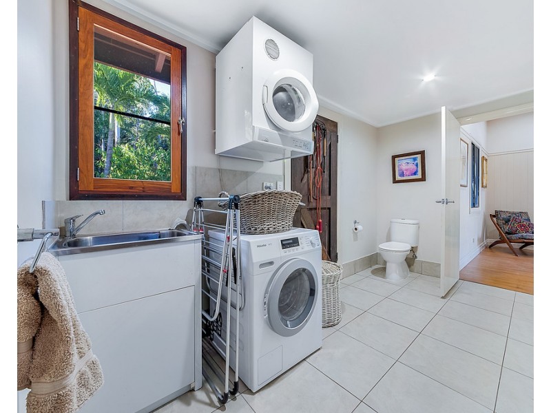 811 Gregory Cannon Valley Road, Strathdickie QLD 4800