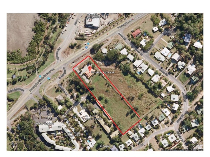 252 Shute Harbour Road, Cannonvale QLD 4802