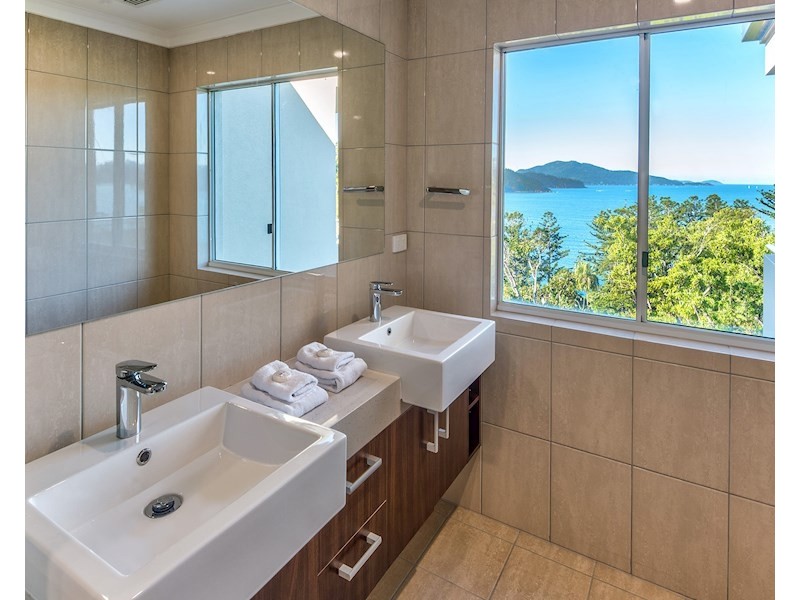 4 La Bella 1 Coral Sea Avenue, Hamilton Island QLD 4803