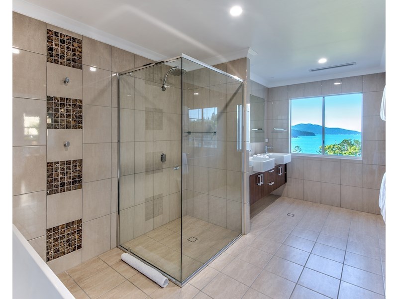 4 La Bella 1 Coral Sea Avenue, Hamilton Island QLD 4803