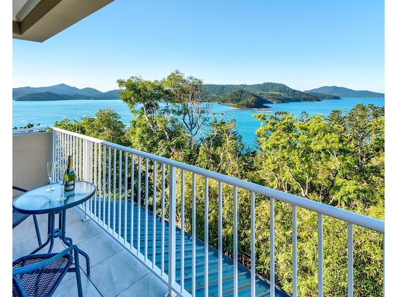 4 La Bella 1 Coral Sea Avenue, Hamilton Island QLD 4803