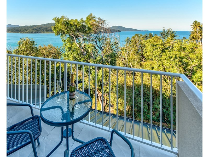 4 La Bella 1 Coral Sea Avenue, Hamilton Island QLD 4803