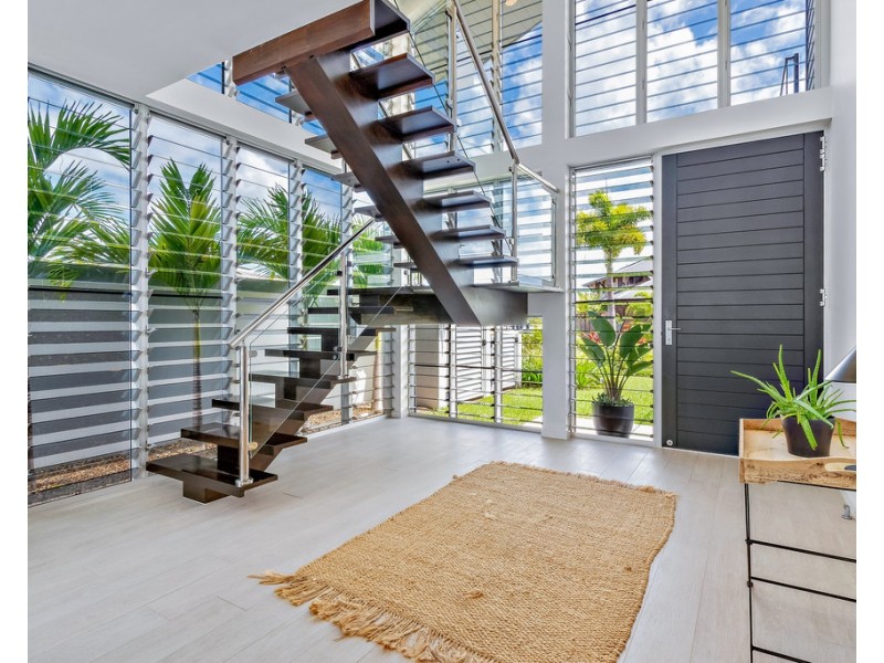 17 The Cove, Airlie Beach QLD 4802