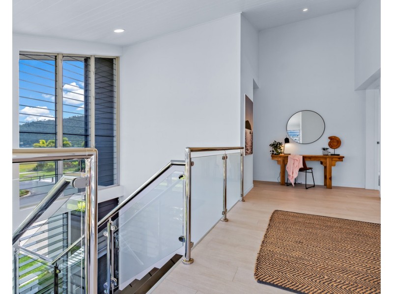 17 The Cove, Airlie Beach QLD 4802