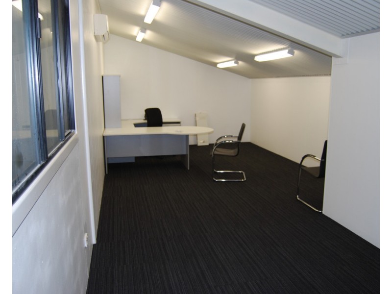 17 William Murray Drive, Whitsunday Outboard Centre, Cannonvale QLD 4802