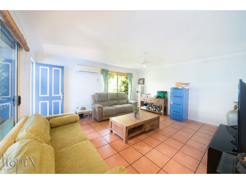 11 Wambiri Street, Cannonvale QLD 4802