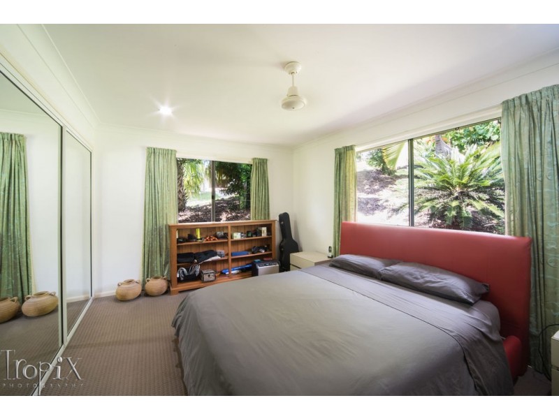 11 Wambiri Street, Cannonvale QLD 4802