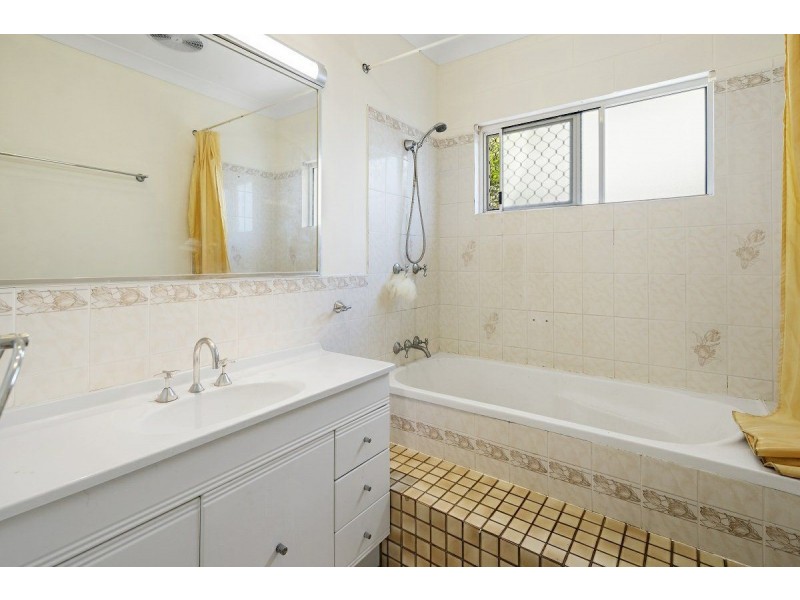 51 Maeva Street, Jubilee Pocket QLD 4802