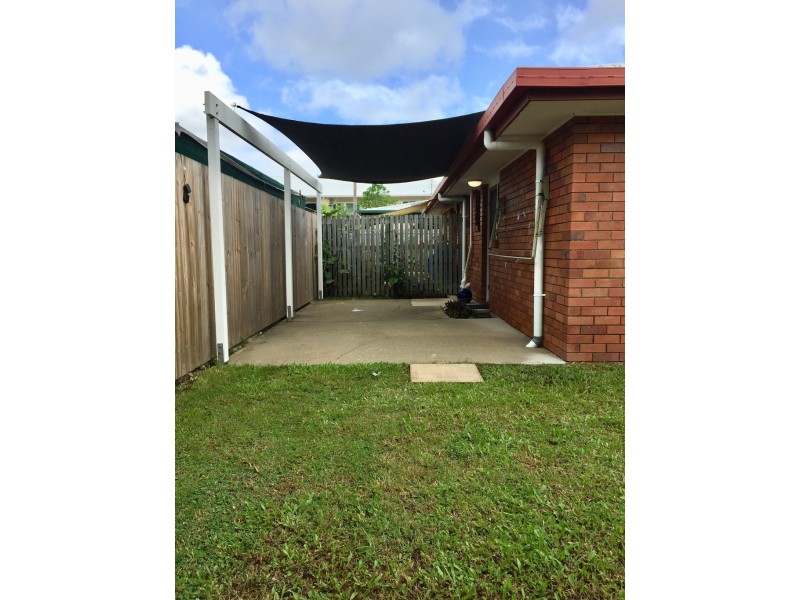 7/20 Pandanas Drive, Cannonvale QLD 4802