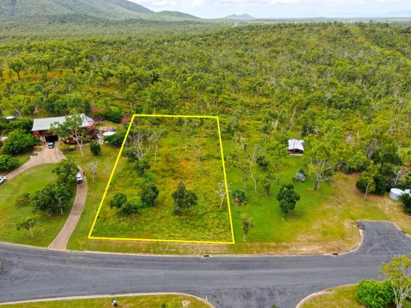 44 Pioneer Drive, Dingo Beach QLD 4800