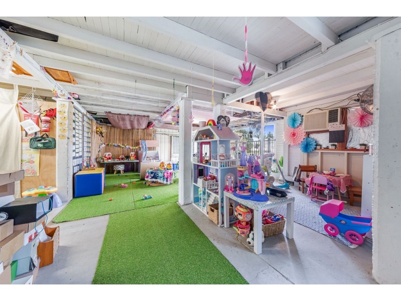 27 Faust Street, Proserpine QLD 4800