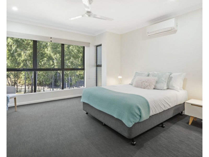 48/20 Altmann Avenue, Cannonvale QLD 4802