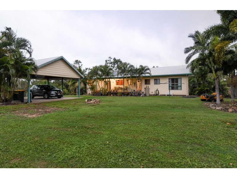 4 Lawson Street, Midge Point QLD 4799