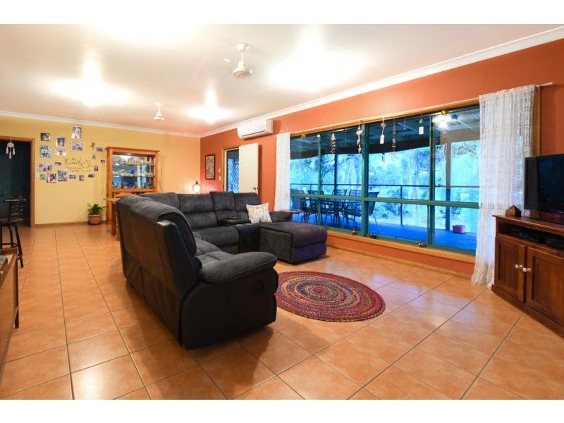 4 Lawson Street, Midge Point QLD 4799