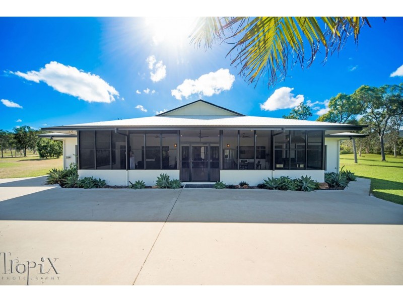 24 – 25/168 Hydeaway Bay Drive, Cape Gloucester QLD 4800