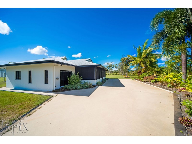 24 – 25/168 Hydeaway Bay Drive, Cape Gloucester QLD 4800