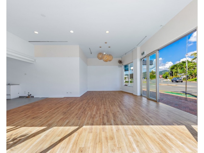 8/303 Shute Harbour Road, Airlie Beach QLD 4802