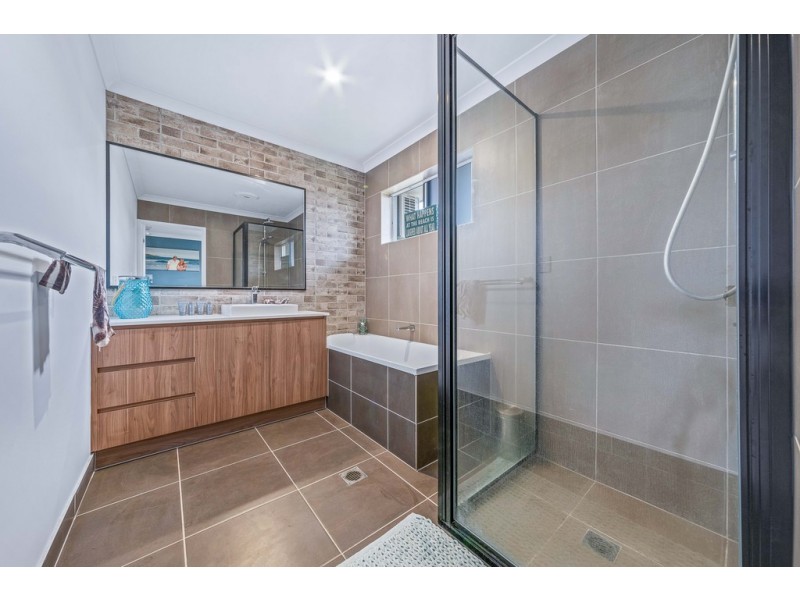29 Stanley Drive, Cannonvale QLD 4802