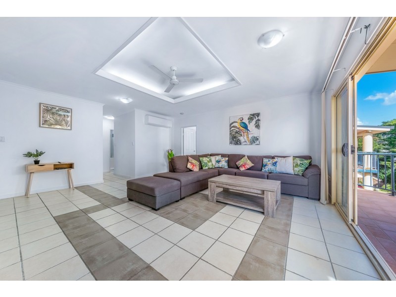 26/24 Beach Road, Cannonvale QLD 4802