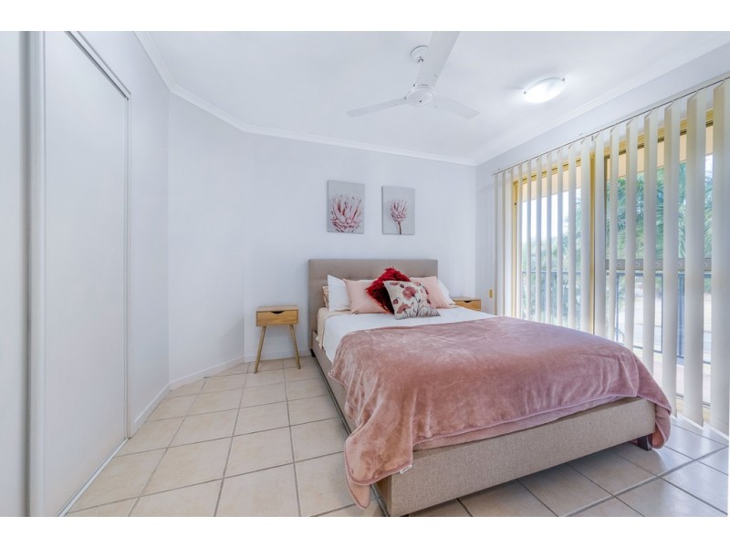 26/24 Beach Road, Cannonvale QLD 4802
