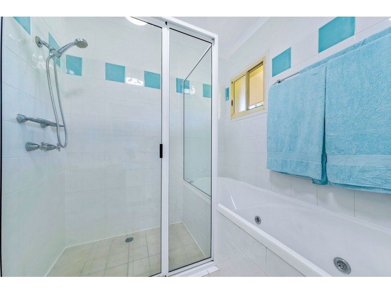 26/24 Beach Road, Cannonvale QLD 4802