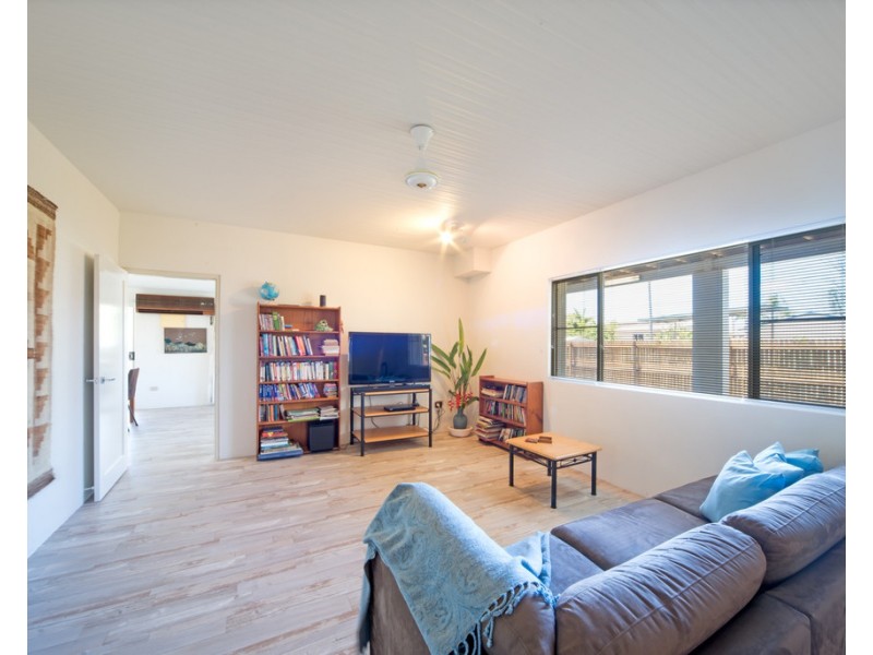 4 Peters Avenue, Midge Point QLD 4799