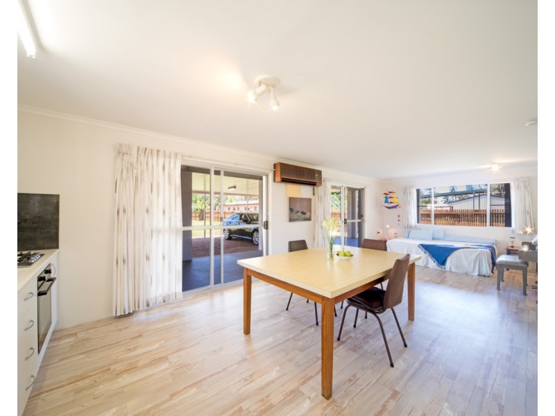 4 Peters Avenue, Midge Point QLD 4799