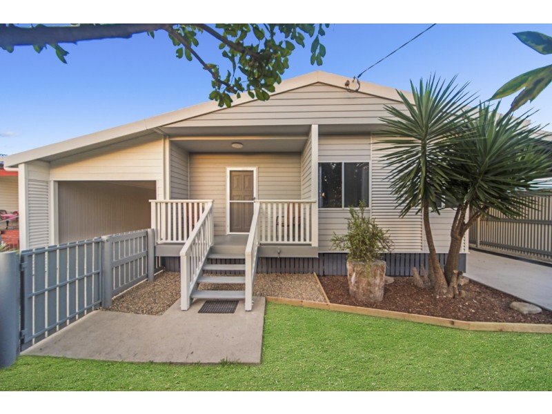 11 Pepper Street, Proserpine QLD 4800