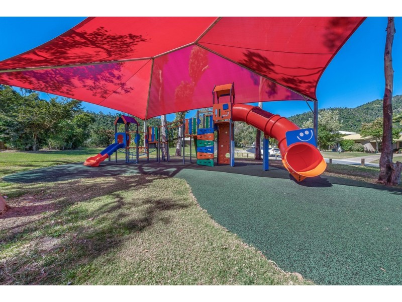 6 Stormvogel Drive, Mandalay QLD 4802
