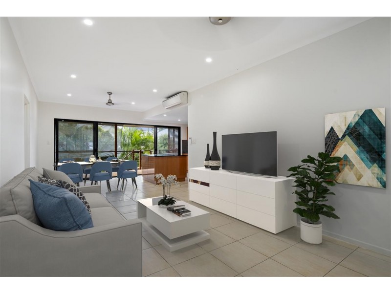 4/25 Abell Road, Cannonvale QLD 4802
