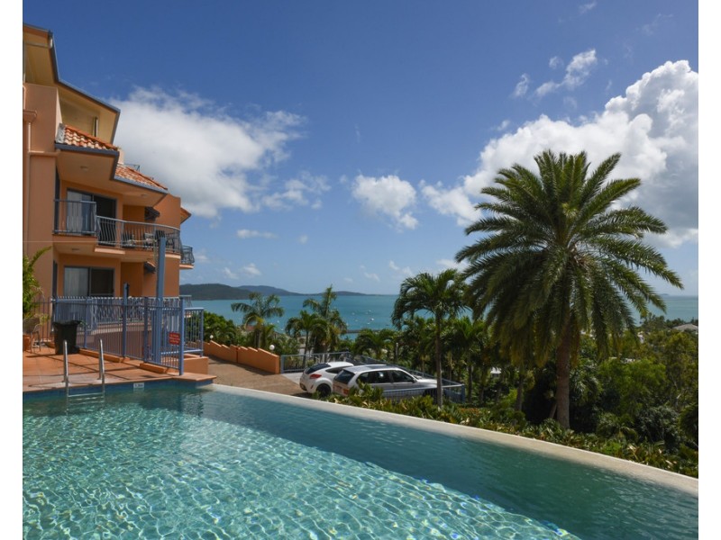 1/2 Nara Avenue, Airlie Beach QLD 4802