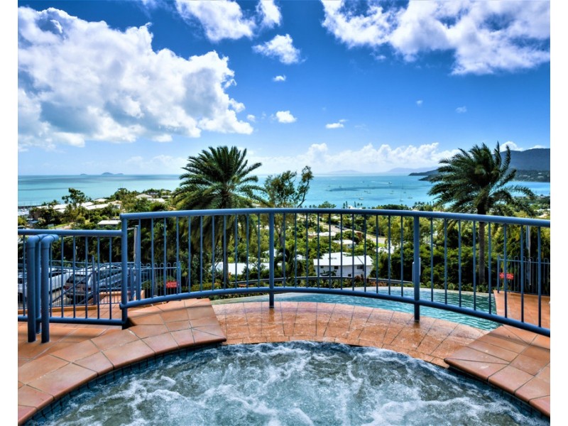 1/2 Nara Avenue, Airlie Beach QLD 4802