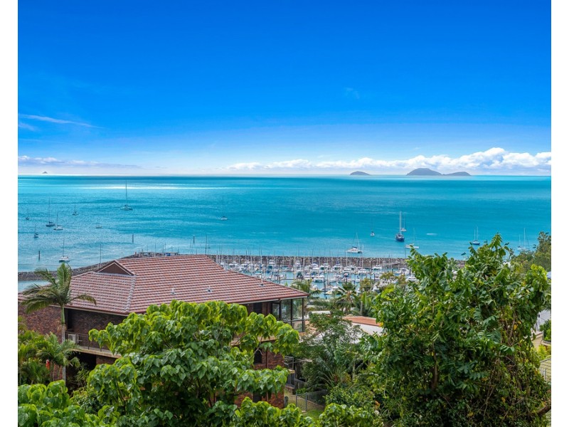 1/2 Nara Avenue, Airlie Beach QLD 4802