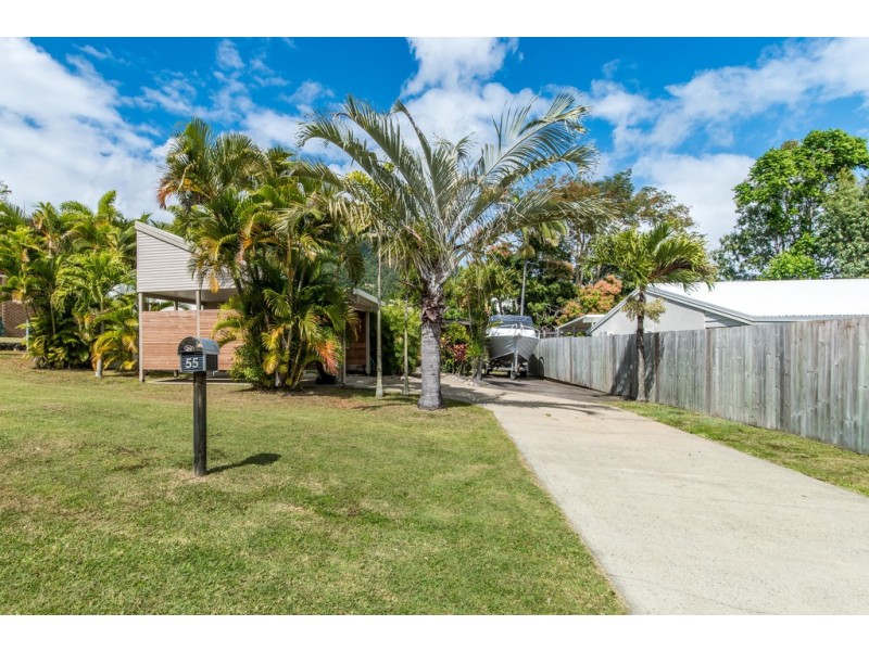 55 Manooka Drive, Cannonvale QLD 4802