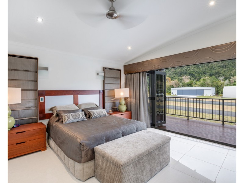 28/12 Air Whitsunday Drive, Flametree QLD 4802