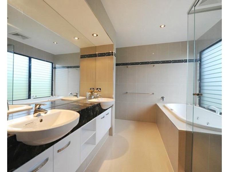 Pinnacles 6/1 Banksia Court, Hamilton Island QLD 4803