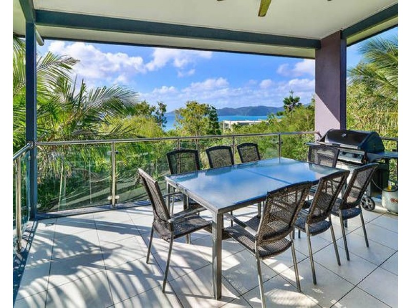 Pinnacles 8/1 Banksia Court, Hamilton Island QLD 4803