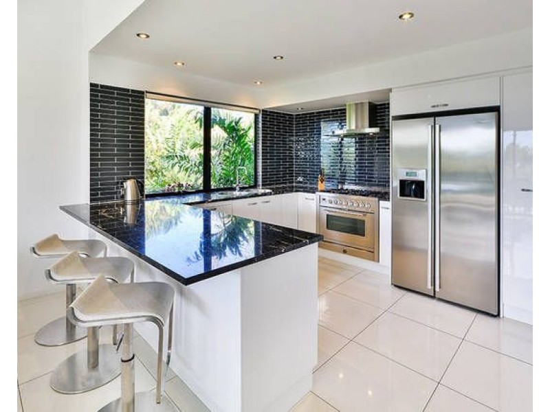 Pinnacles 8/1 Banksia Court, Hamilton Island QLD 4803