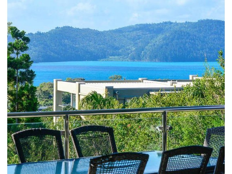 Pinnacles 8/1 Banksia Court, Hamilton Island QLD 4803