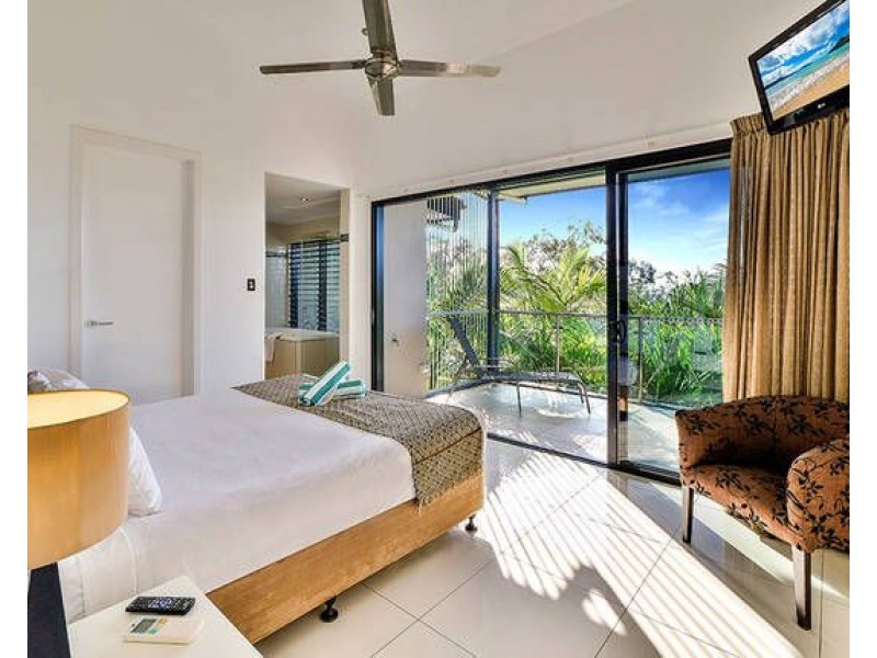 Pinnacles 8/1 Banksia Court, Hamilton Island QLD 4803