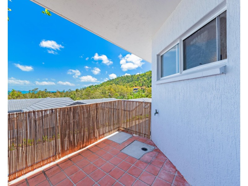 3/12 Eshelby Drive, Cannonvale QLD 4802