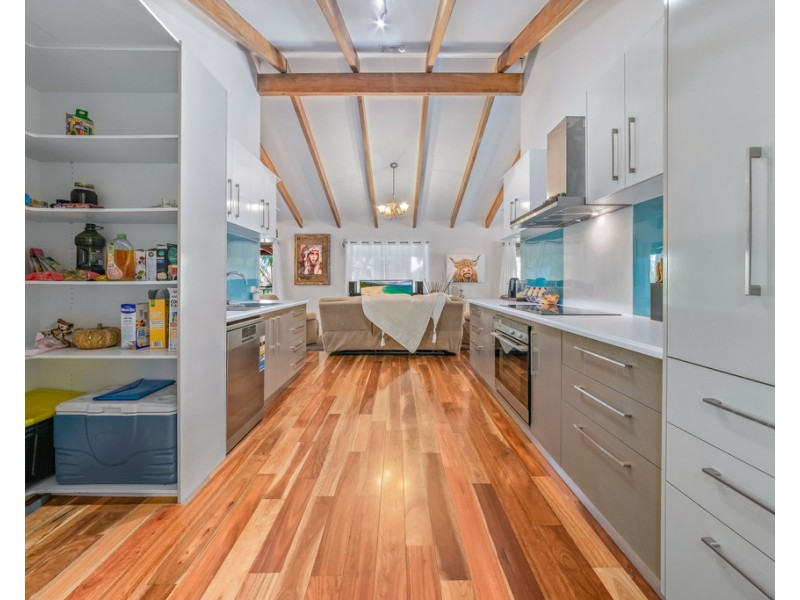 16 Brandy Creek Road, Brandy Creek QLD 4800