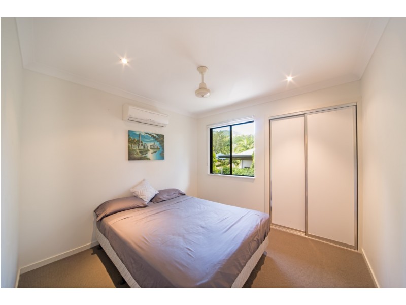 39 Eshelby Drive, Cannonvale QLD 4802