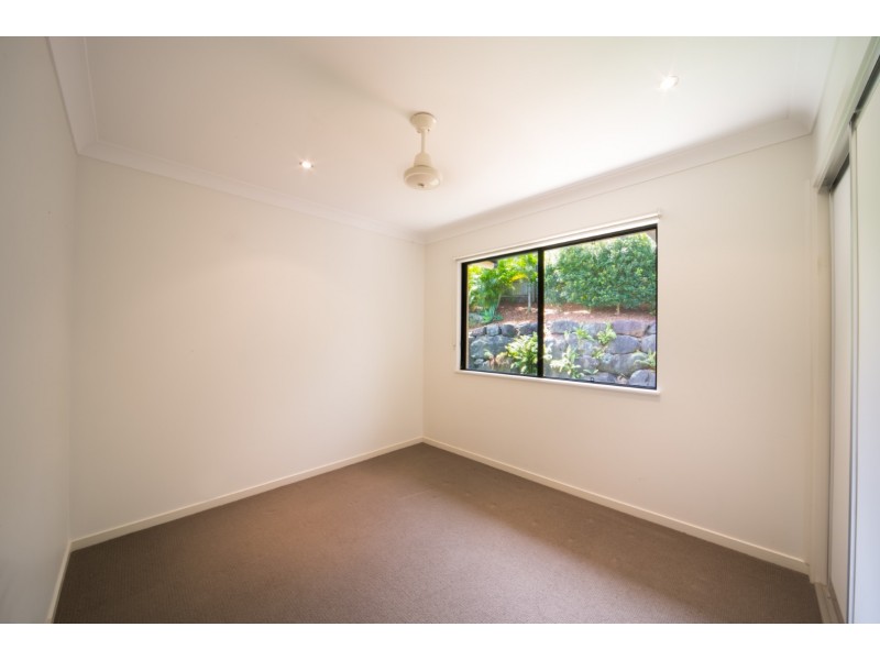 39 Eshelby Drive, Cannonvale QLD 4802