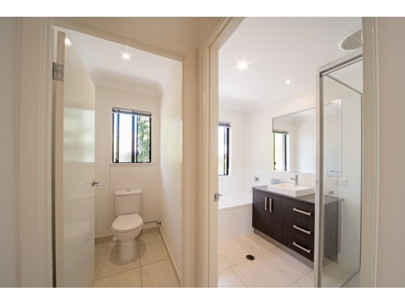 39 Eshelby Drive, Cannonvale QLD 4802