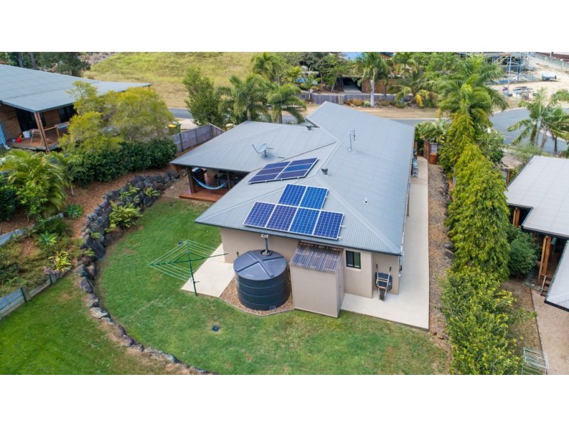 39 Eshelby Drive, Cannonvale QLD 4802