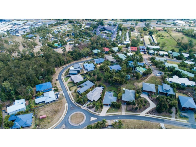 39 Eshelby Drive, Cannonvale QLD 4802